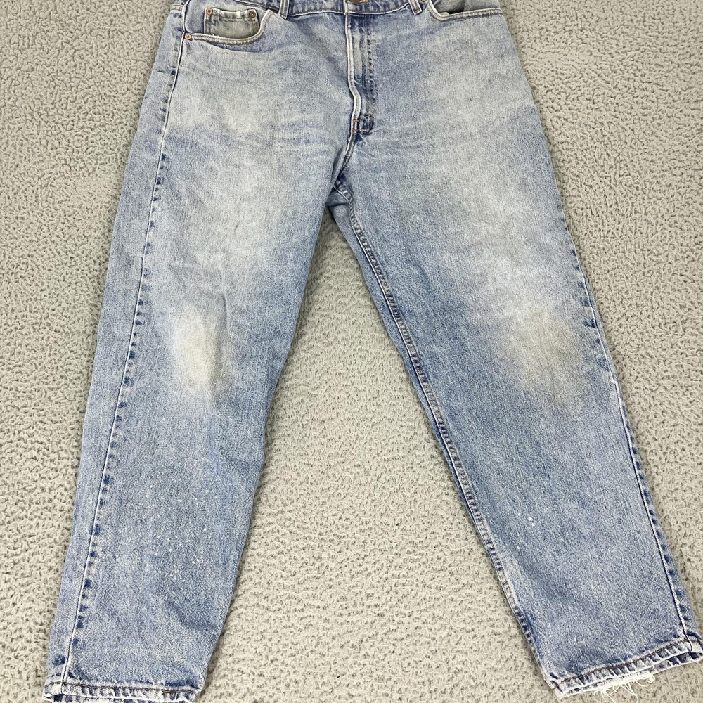 Vintage Levis 550 Jeans Mens 42x30 Light Wash Relaxed Tapered USA 90s Distressed
